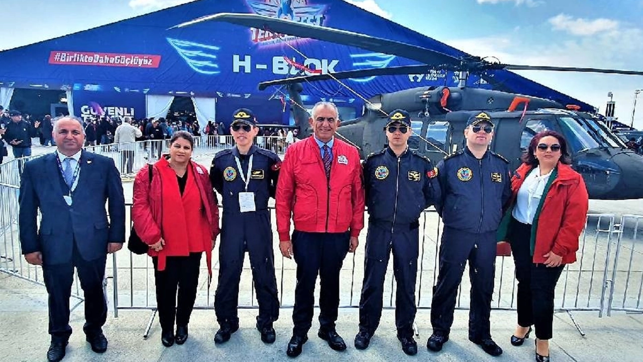 Milli Eğitim Bakanı Nazım Çavuşoğlu Milli Eğitim Bakanı Nazım Çavuşoğlu