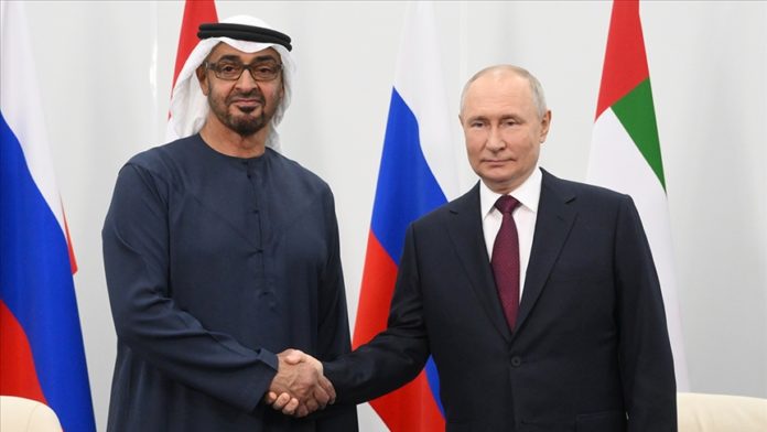 Putin, BAE Devlet Başkanı Al Nahyan ile Rusya