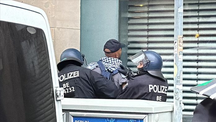 Berlin'de öğrencilerin Filistin