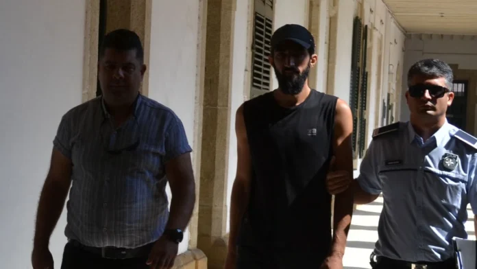 sinir-ihlal-mahmahmah Askeri yasak bölgeyi ihlal etti… Cezaevi'ne gönderildi!