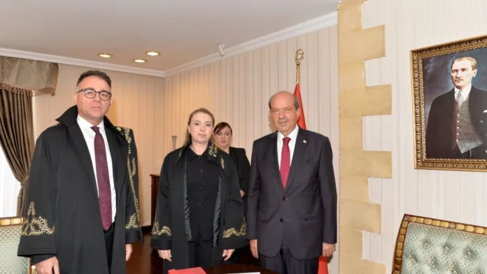 Yüksek Mahkeme yargıçlığına atanan Fatma Şenol Bedevi yemin