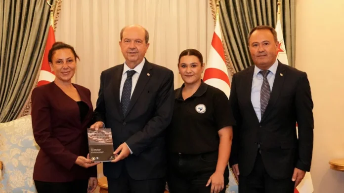 ersintataruyusturcu Cumhurbaşkanı Tatar, Uyuşturucuyla Mücadele Komisyonu Başkanı ve üyelerini kabul etti Cumhurbaşkanı Tatar, Uyuşturucuyla Mücadele Komisyonu Başkanı ve üyelerini kabul etti