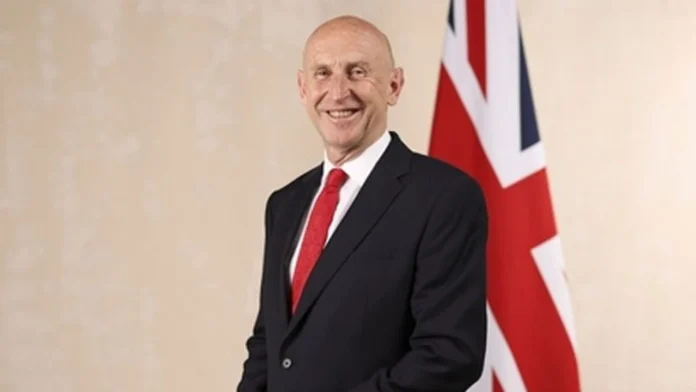 İngiltere Savunma Bakanı Güney Kıbrıs’ta İngiltere Savunma Bakanı Güney Kıbrıs’ta