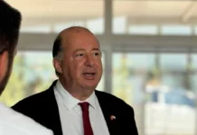 Dinçyürek: Hastaneler ve sağlık merkezleri hızla bitiriliyor Sağlık Bakanı Dr. Hakan Dinçyürek