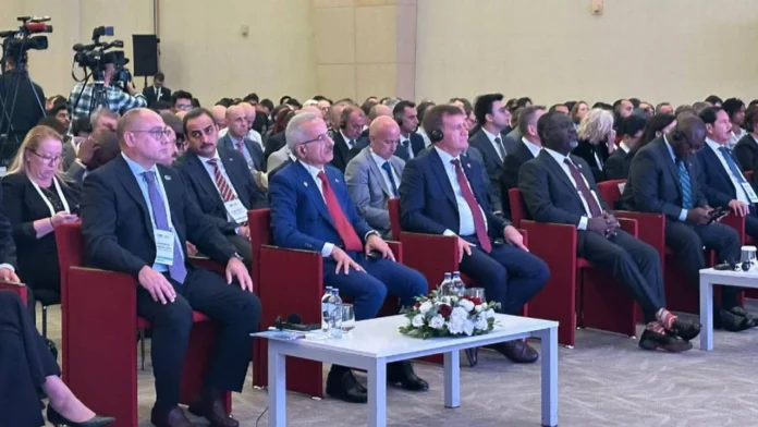 Bakan Arıklı, İstanbul’da düzenlenen IRF Dünya Kongresi’nde