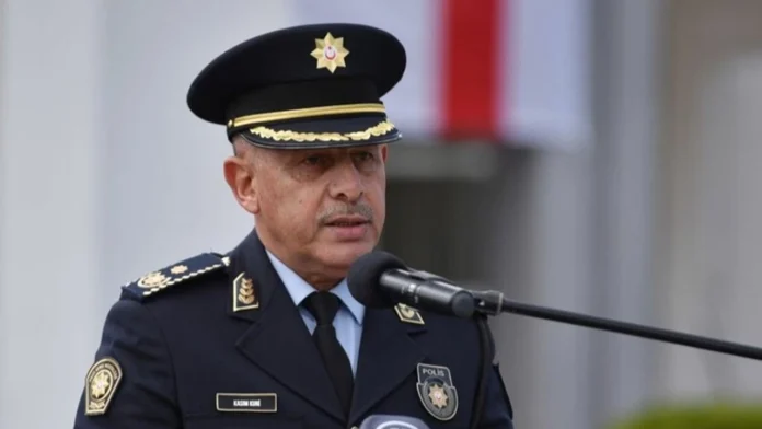 Polis