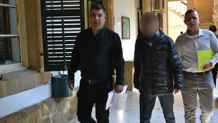 cuzdan-mahkeme Yerde bulduğu cüzdanı çalan 74 yaşındaki şahıs mahkemede!