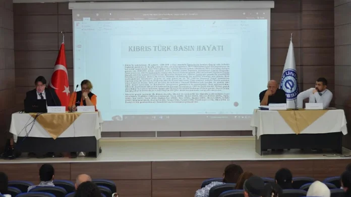 DAÜ, Ege Üniversitesi’ndeki sempozyuma katıldı