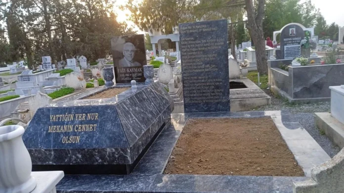 Başbakan Üstel'den tarihe vefa... Faiz Kaymak’ın mezarı yeniden düzenlendi...