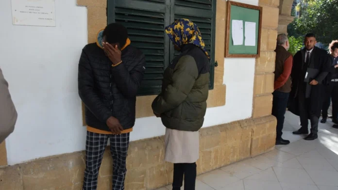 Biri 740, diğeri bin 122 gündür kaçak Biri 740, diğeri bin 122 gündür kaçak