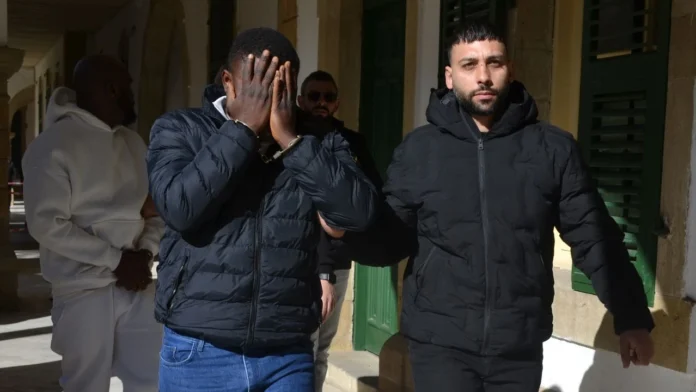 Uyuşturucu alışverişi yaparken yakalandılar... Uyuşturucu alışverişi yaparken yakalandılar...mahkeme-uyusturucu-274 Uyuşturucu alışverişi yaparken yakalandılar... Uyuşturucu alışverişi yaparken yakalandılar...mahkeme-uyusturucu-274