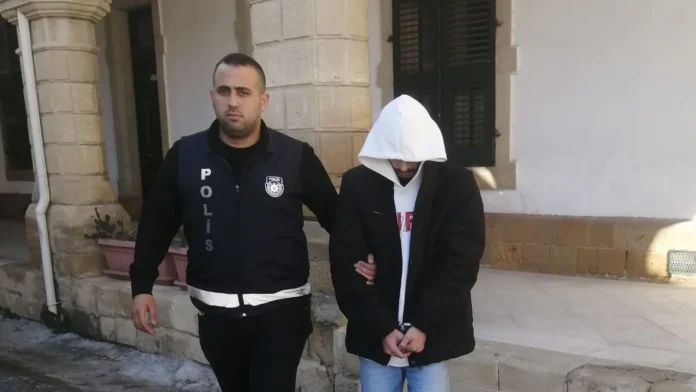Sırt çantasında uyuşturucu ile yakalandı!