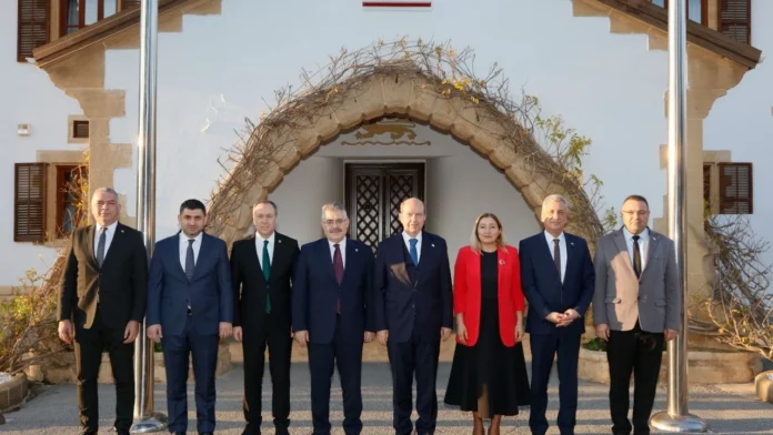 Cumhurbaşkanı Tatar, TBMM Güvenlik ve İstihbarat Komisyonu heyetini kabul etti