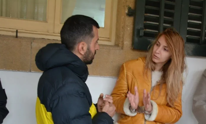 Erkek arkadaşını arabanın bagajında Güney'e götürdü... Güney'den dönerken yakalandı