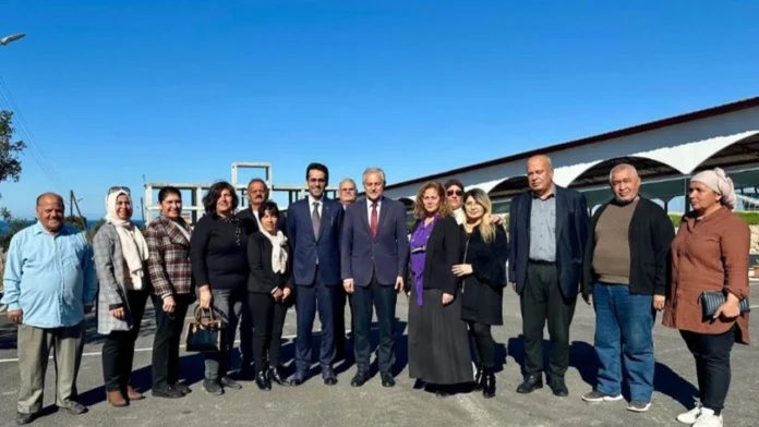 Büyükelçi Serim, Tatlısu’da muhtar ve üreticilerle buluştu