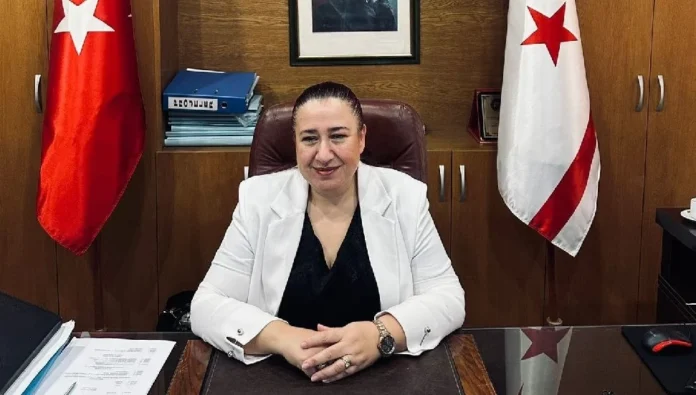 Ecevit: 18 yaş altı evlilik çocuk istismarıdır, çocuklarımızı koruyalım