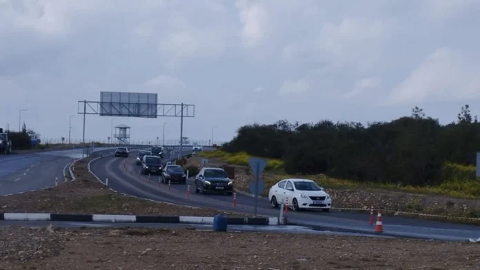Polisten sürücülere uyarı: Ercan yakınlarında yol çalışması var