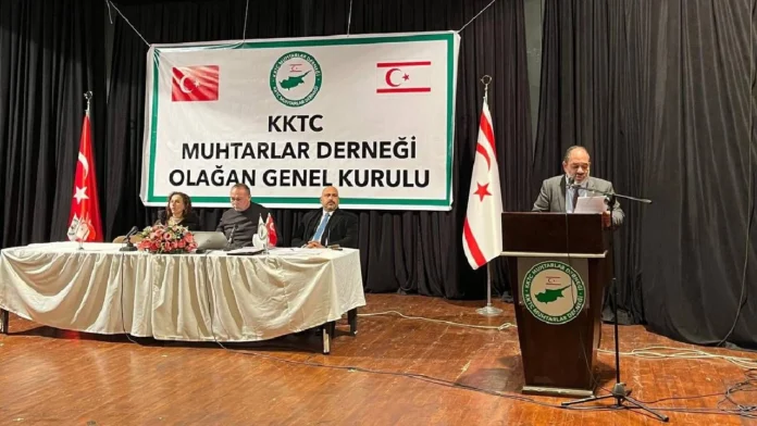 muhtarlar-darbaz Akay Darbaz üçüncü kez Muhtarlar Birliği başkanı seçildi Akay Darbaz üçüncü kez Muhtarlar Birliği başkanı seçildi