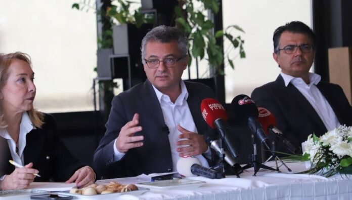 Erhürman: Trafik kazalarına ve can kayıplarına ilişkin rakamlar alarm veriyor