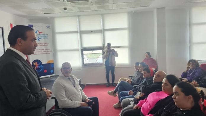 Engelsiz Yaşam Evi’nde, “Çalışma Hayatı Bilgilendirme Semineri” gerçekleştirildi! Engelsiz Yaşam Evi’nde, “Çalışma Hayatı Bilgilendirme Semineri” gerçekleştirildi!