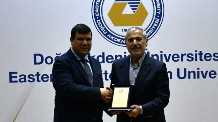 DAÜ’de Abbas Güçlü ile “Gençlik ve Gelecek” Konusu Ele Alındı