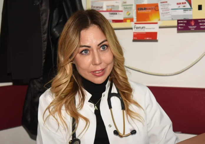 Dahiliye Uzmanı Dr. Özge Vural Aşıcıoğlu, Dahiliye Uzmanı Dr. Özge Vural Aşıcıoğlu,