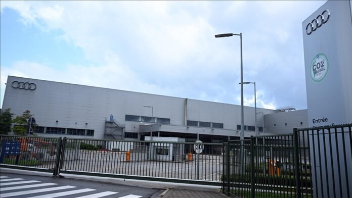 Brüksel'de kapanan Audi fabrikasının akıbeti tartışılıyor