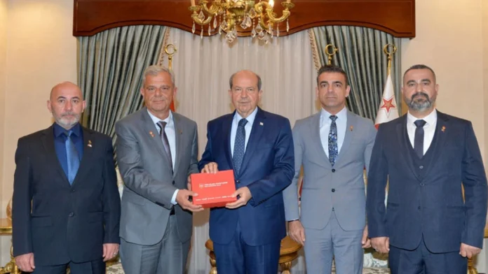 Cumhurbaşkanı Tatar, TSK Güçlendirme Vakfı KKTC Fahri Tanıtım Kurulu’nu kabul etti