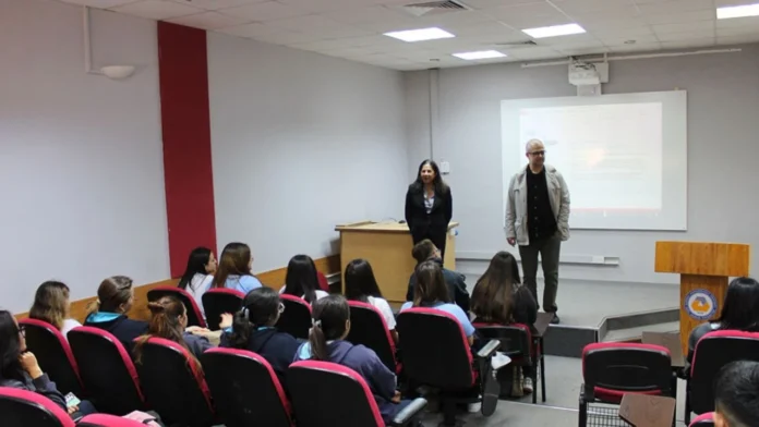 dau08nis DAÜ’de KKTC Liselerine Yönelik Düzenlenen Atölye Çalışmaları Başladı