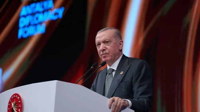 erdoanantalya Erdoğan: Kıbrıs Türkü’nün egemen eşitliğinin tescili çabamızı sabırla sürdüreceğiz