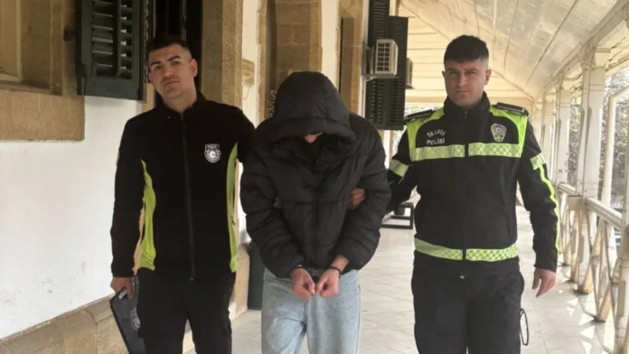 mahkeme-yaralama-2-1 Gönyeli'de olaylı gün... Kavgada bıçaklar çekildi!