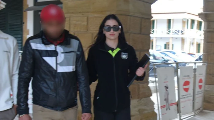 sinirihlalmahj Güney Kıbrıs’tan kaçak olarak gelen Suriyeli ihbarla yakalandı!