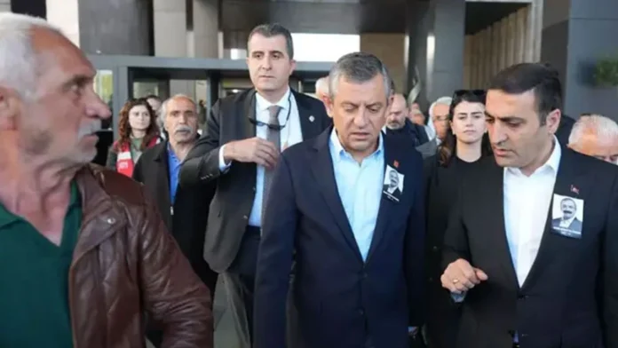evlatkatili Özgür Özel'e saldıran kişi hakkında neler biliniyor? Evlat katili çıktı