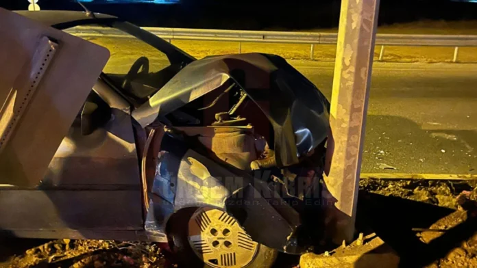 kazalogolu Gönyeli'de korkutan kaza: 3 Yaralı