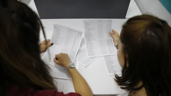 KKTC liselerinden YKS’ye giren öğrencilerin başarı sıralaması açıklandı