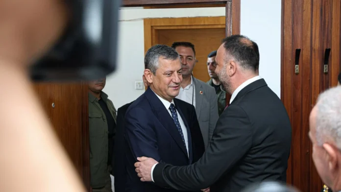 TDP ve CHP heyetleri bir araya geldi