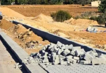 Erenköy-Karpaz Belediyesi köylere kaldırım döşüyor