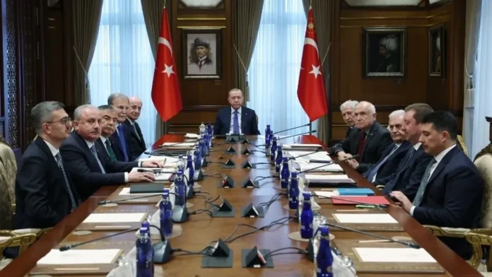 Türkiye Yüksek İstişare Kurulu Toplantısı'nda Kıbrıs konusu: Türkiye Kıbrıs Türkü'nü yalnız bırakmayacak