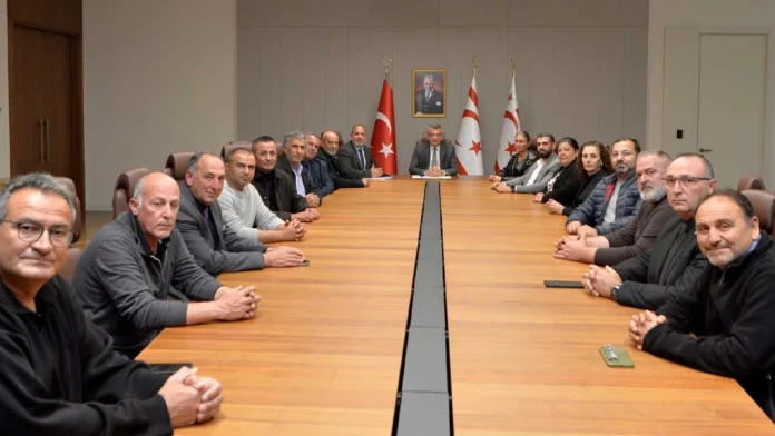 Erhürman, Muhtarlar Birliği heyetiyle görüştü