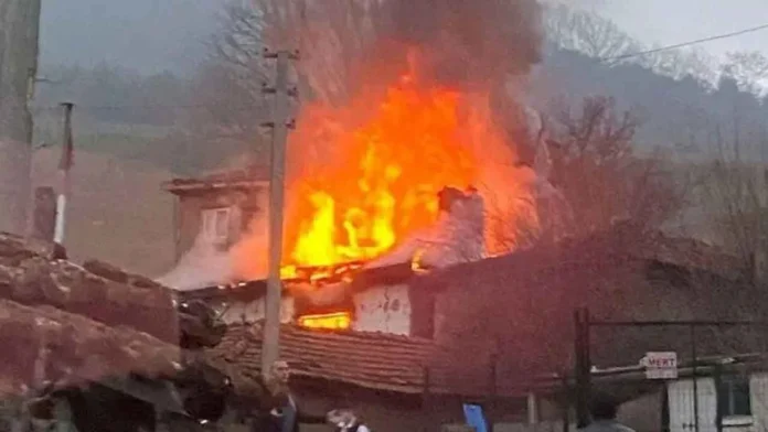 bursahaber-1 Türkiye'den acı haber... Soba faciası yaşlı çifti ayırdı