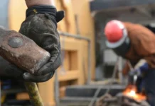 Güney Kıbrıs’ta ucuz yabancı iş gücü acenteleri ağı sorunu