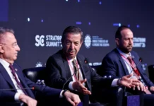 STRATCOM Zirvesi… Ertuğruloğlu: Çok şanslıyız, ana vatanımız Türkiye bizim yanımızda