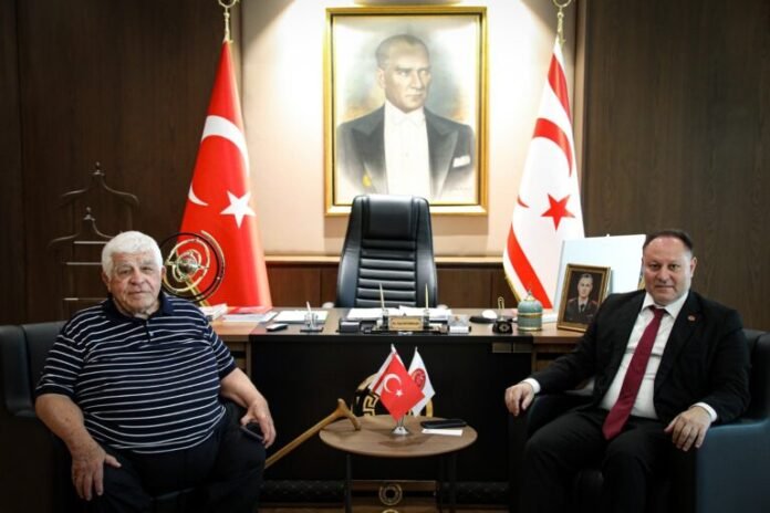 Öztürkler: Tarih alanındaki çalışmaların kurumsal bir çatı altında yürütülmesi ülkeye önemli katkılar sağlayacaktır