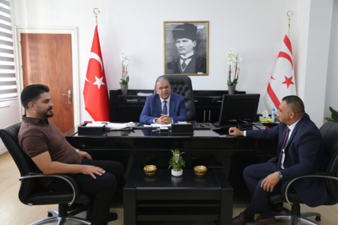 Sucuoğlu, Gazimağusa Birleşik Taksiciler Birliği heyetini kabul etti
