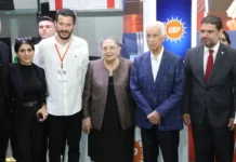Derviş Eroğlu ve eşi Meral Eroğlu, UBP sıralama seçiminde oy kullandı